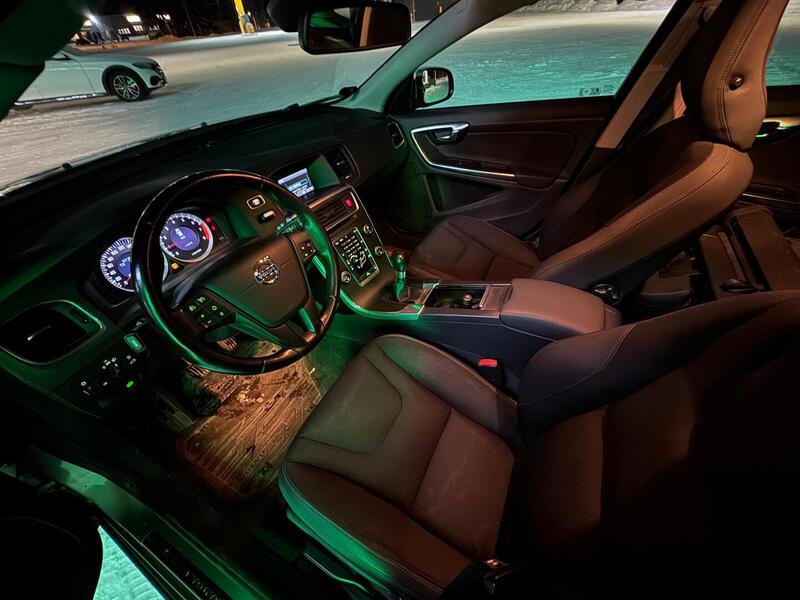 Volvo V60 vaihtoauto