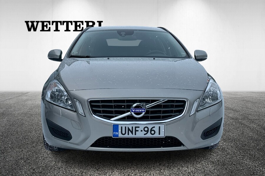 Volvo V60 vaihtoauto