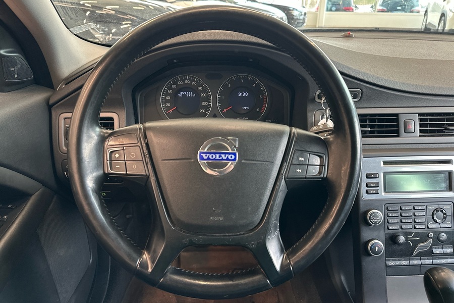 Volvo V70 vaihtoauto