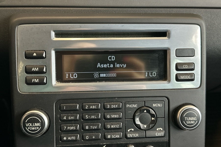 Volvo V70 vaihtoauto