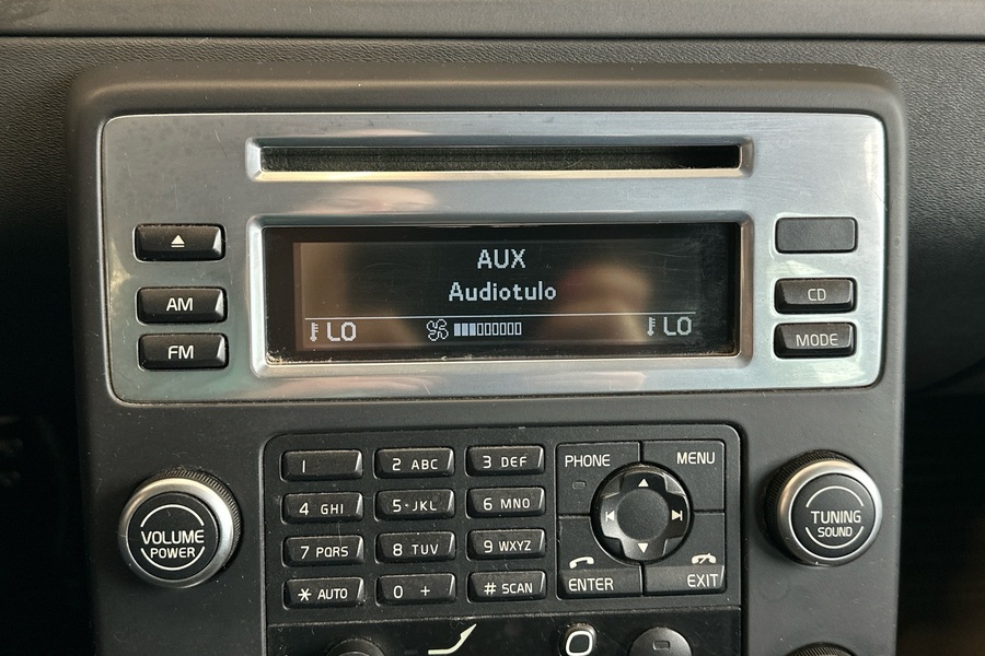 Volvo V70 vaihtoauto