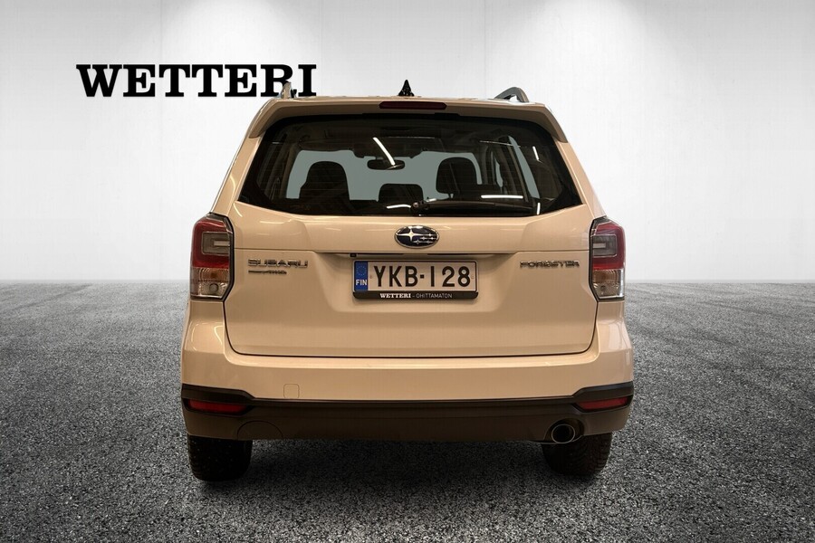 Subaru Forester vaihtoauto