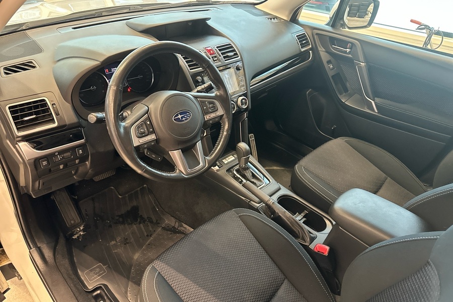 Subaru Forester vaihtoauto