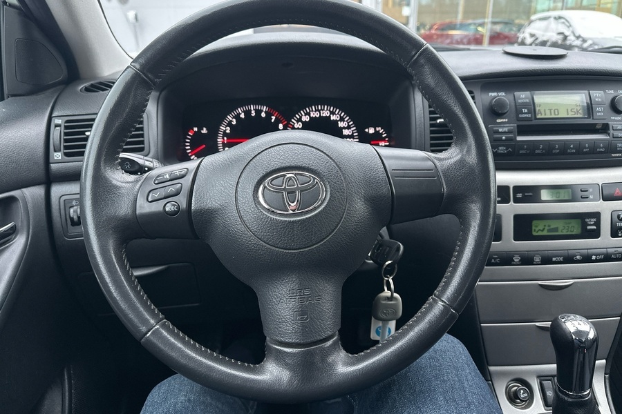 Toyota Corolla vaihtoauto