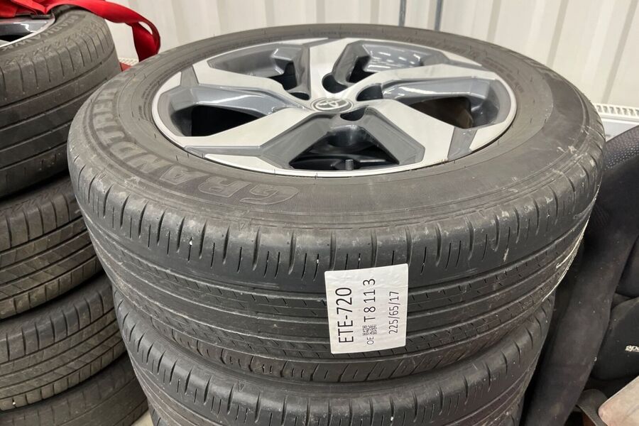 Toyota RAV4 vaihtoauto