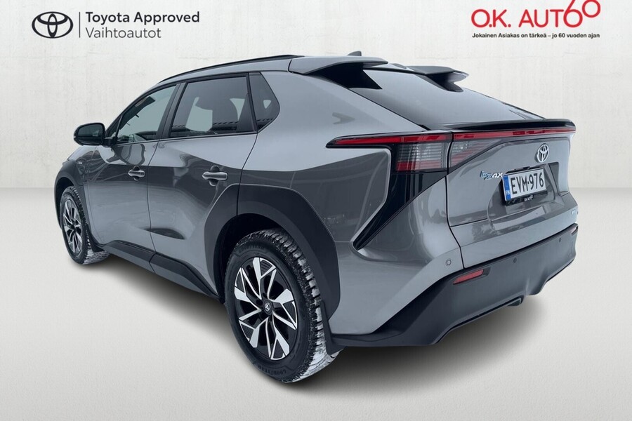 Toyota bZ4X vaihtoauto