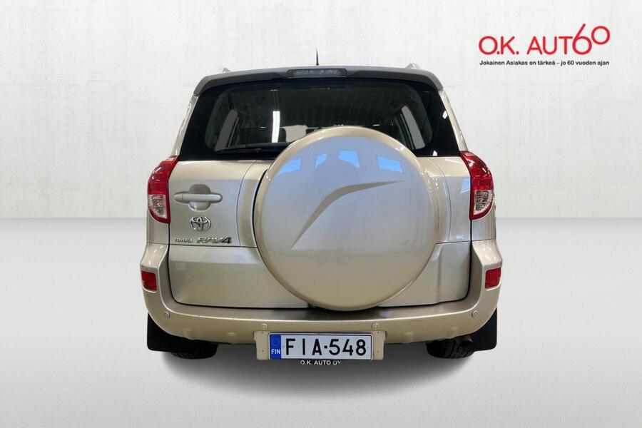 Toyota RAV4 vaihtoauto