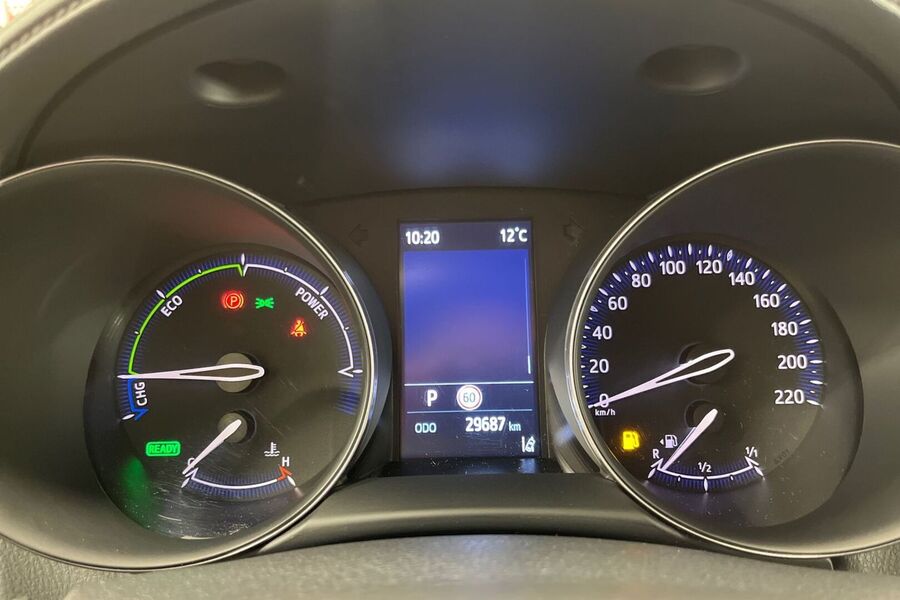 Toyota C-HR vaihtoauto