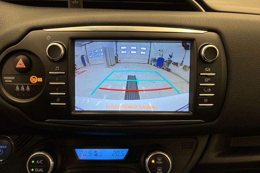 Toyota Yaris vaihtoauto