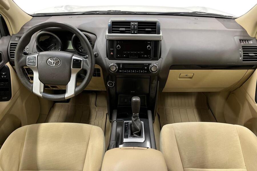 Toyota Land Cruiser vaihtoauto