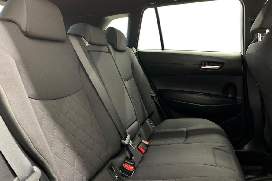 Toyota Corolla Cross vaihtoauto