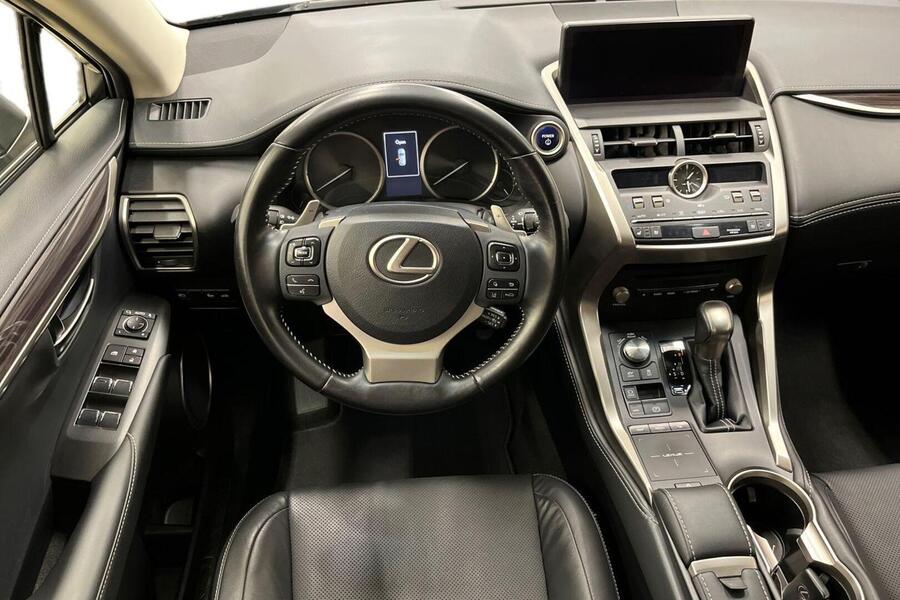 Lexus NX vaihtoauto