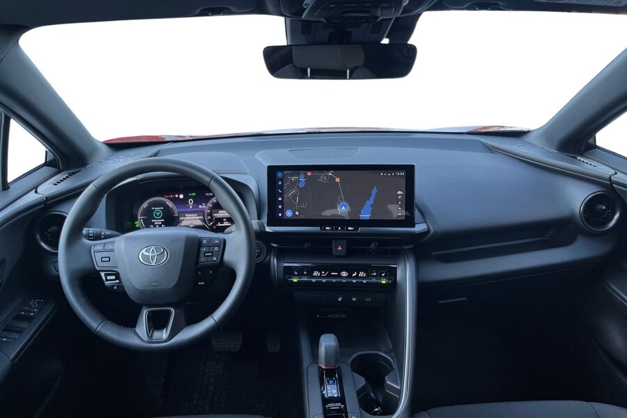 Toyota C-HR vaihtoauto