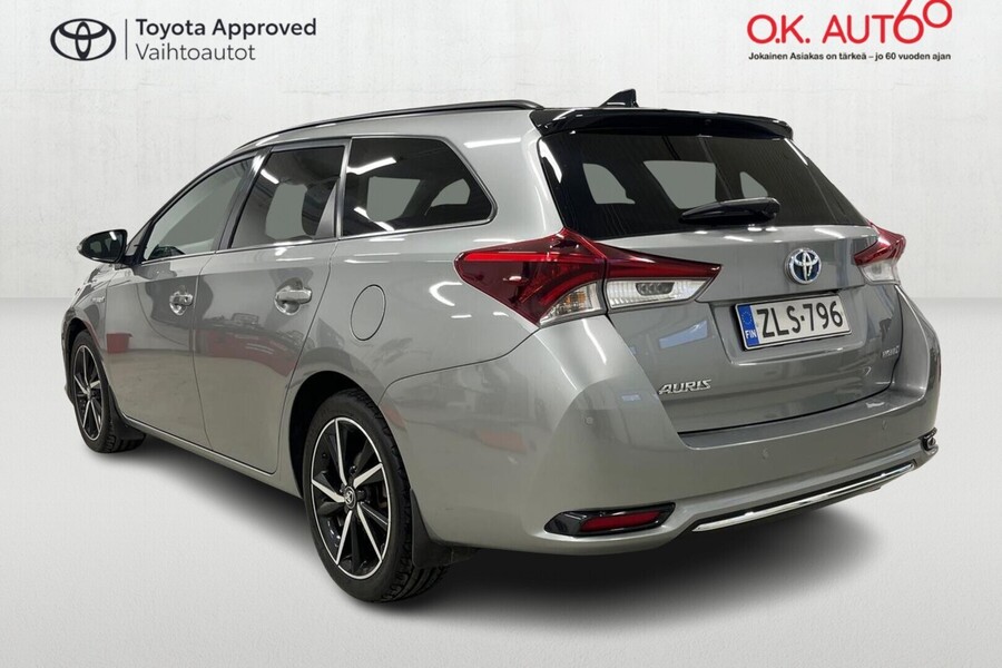 Toyota Auris vaihtoauto