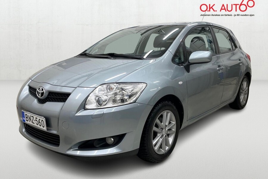 Toyota Auris vaihtoauto