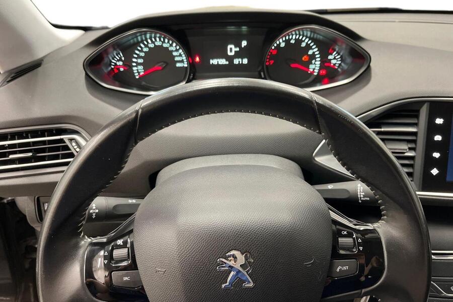 Peugeot 308 vaihtoauto