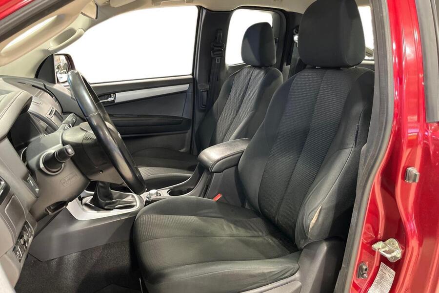 Isuzu D-Max vaihtoauto