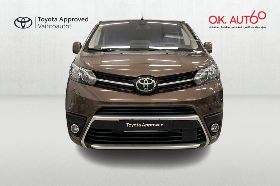 Toyota Proace Verso vaihtoauto