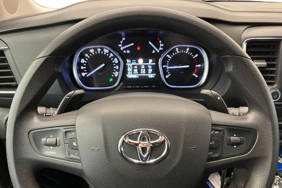 Toyota Proace Verso vaihtoauto