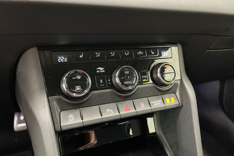 Skoda Karoq vaihtoauto