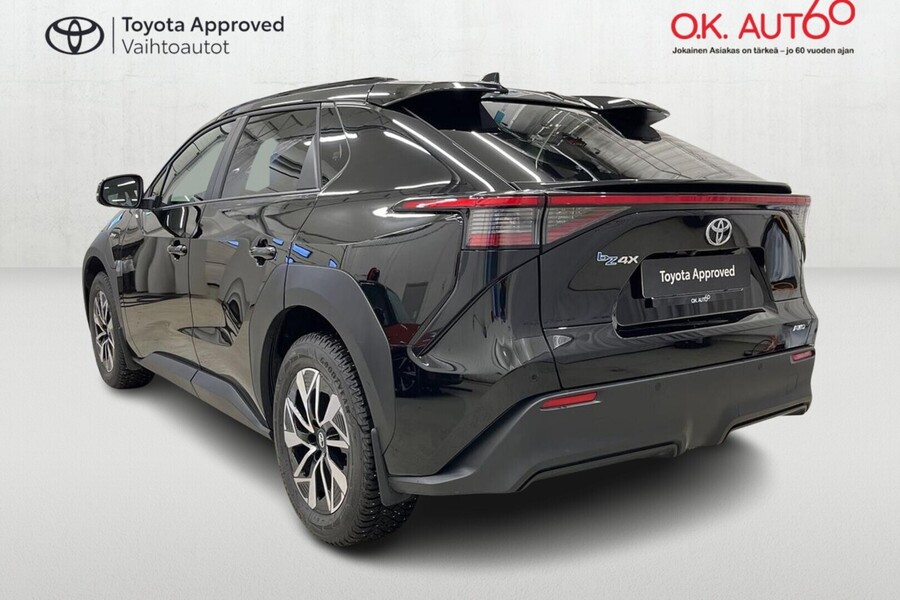 Toyota bZ4X vaihtoauto