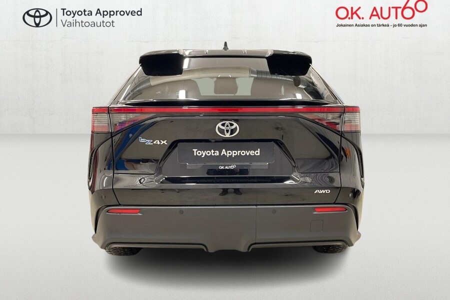 Toyota bZ4X vaihtoauto