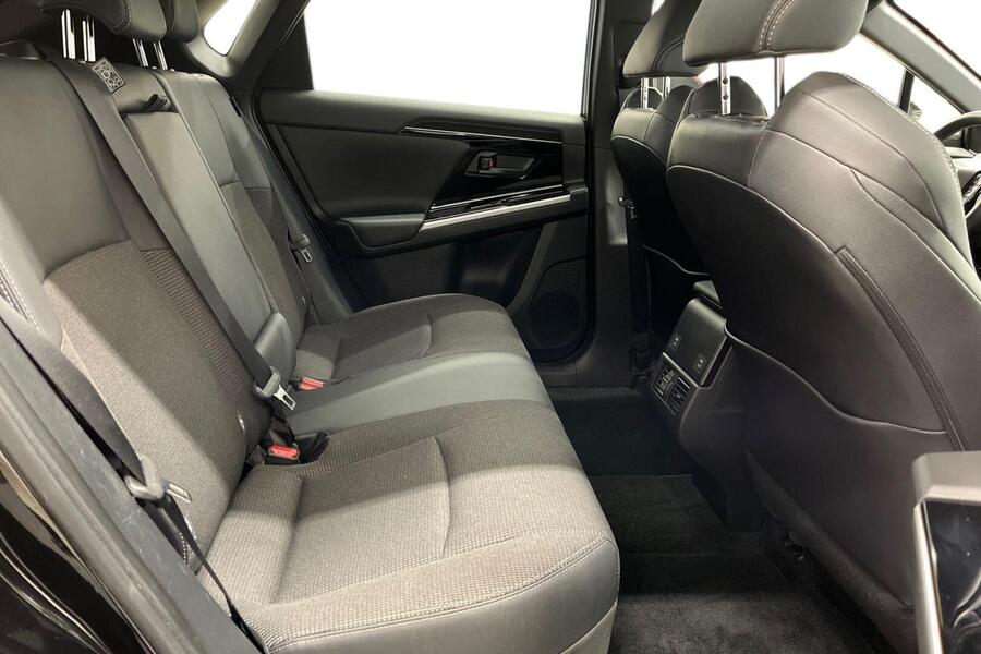 Toyota bZ4X vaihtoauto