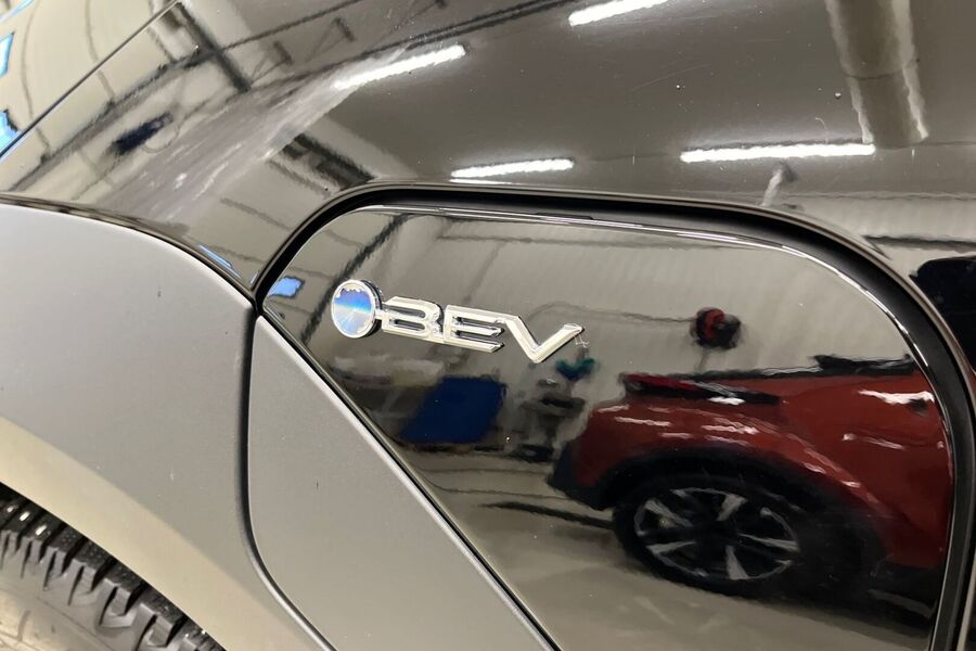 Toyota bZ4X vaihtoauto