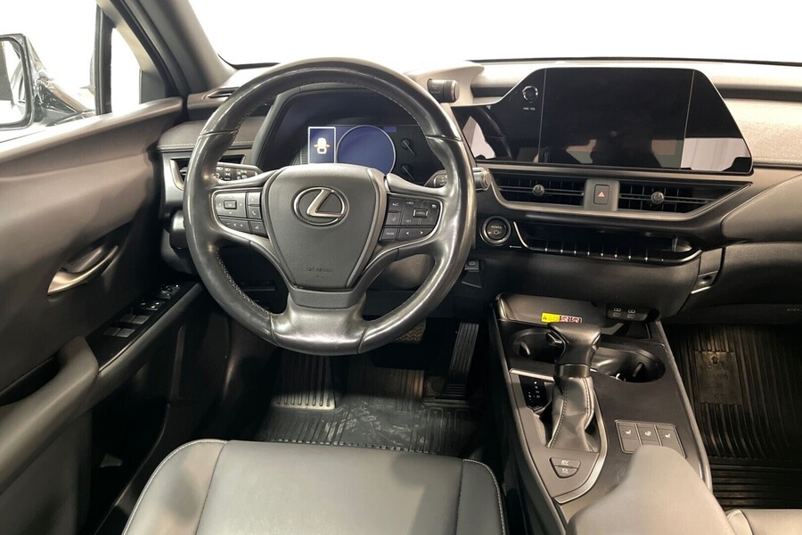 Lexus UX vaihtoauto