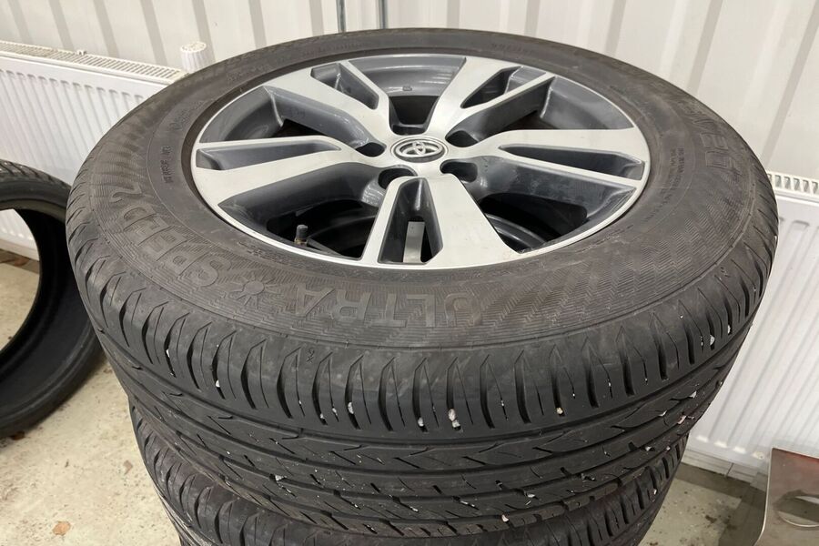 Toyota RAV4 vaihtoauto