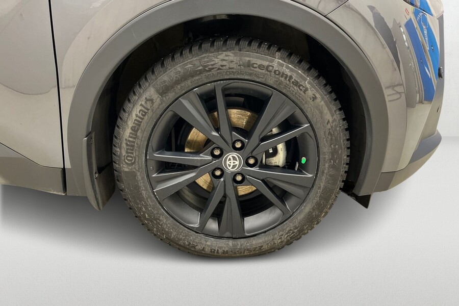 Toyota C-HR vaihtoauto