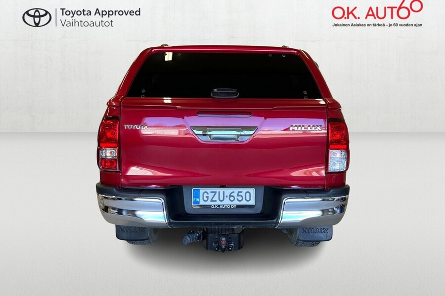 Toyota Hilux vaihtoauto