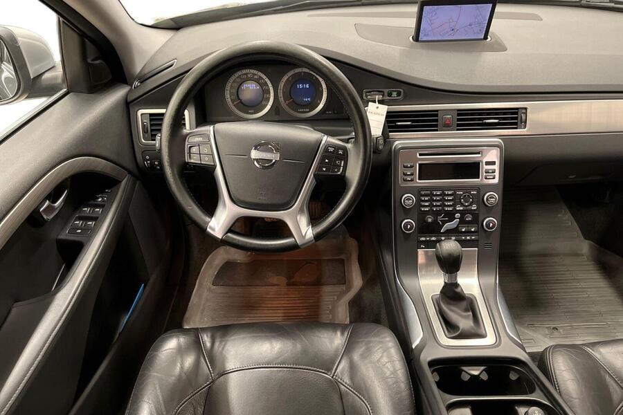 Volvo V70 vaihtoauto