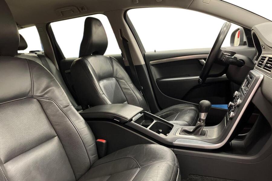 Volvo V70 vaihtoauto