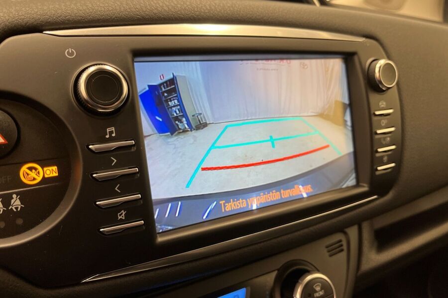 Toyota Yaris vaihtoauto