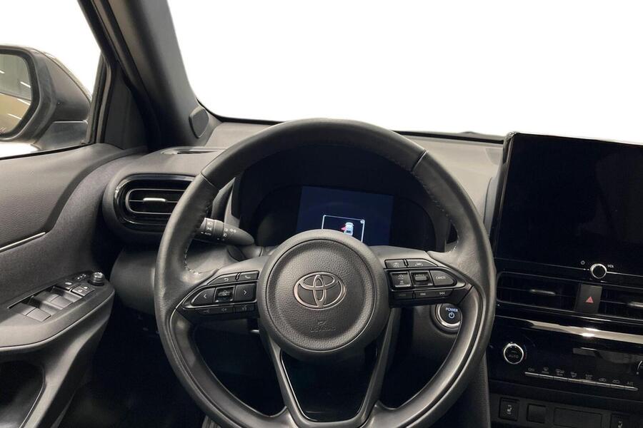Toyota Yaris Cross vaihtoauto