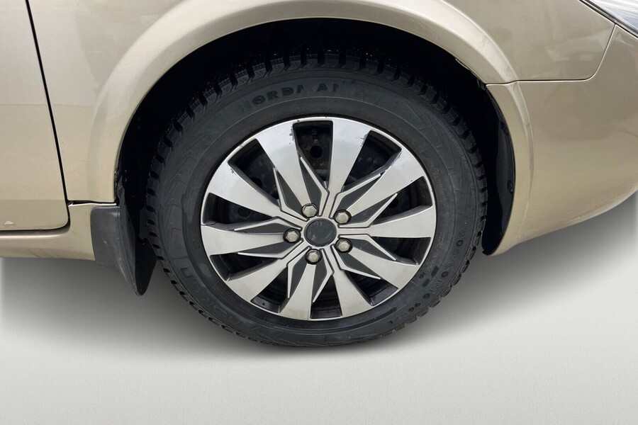 Nissan Primera vaihtoauto