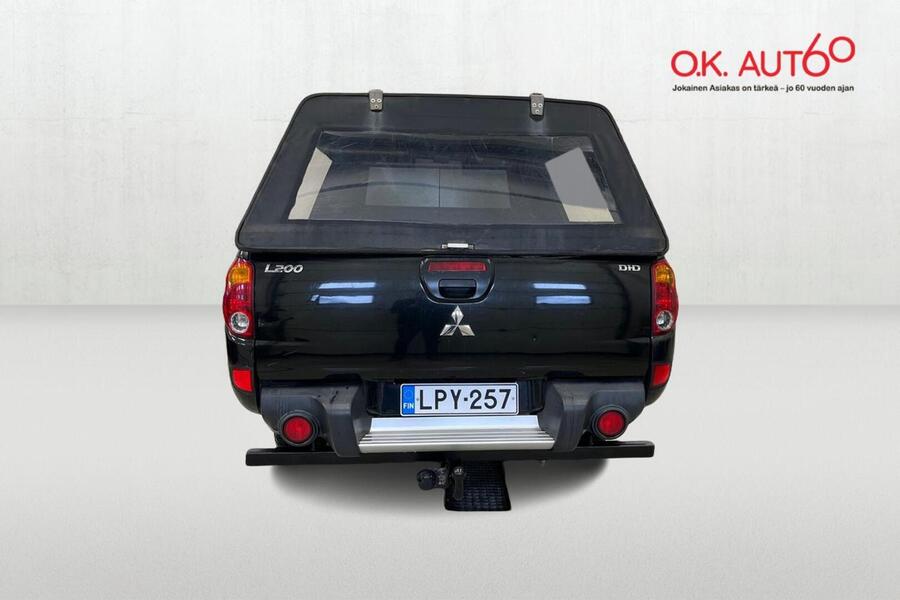 Mitsubishi L200 vaihtoauto