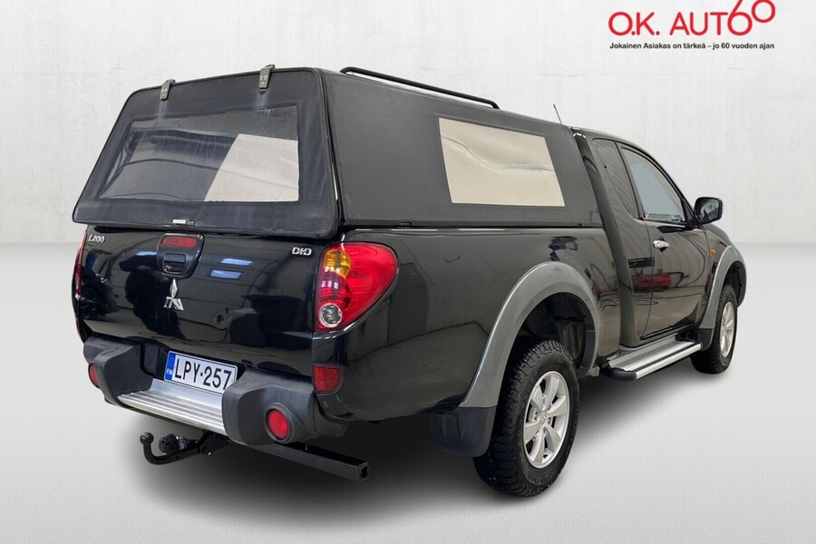 Mitsubishi L200 vaihtoauto