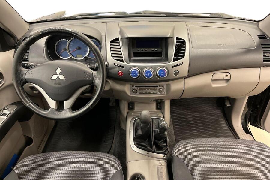 Mitsubishi L200 vaihtoauto