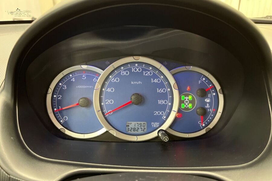 Mitsubishi L200 vaihtoauto