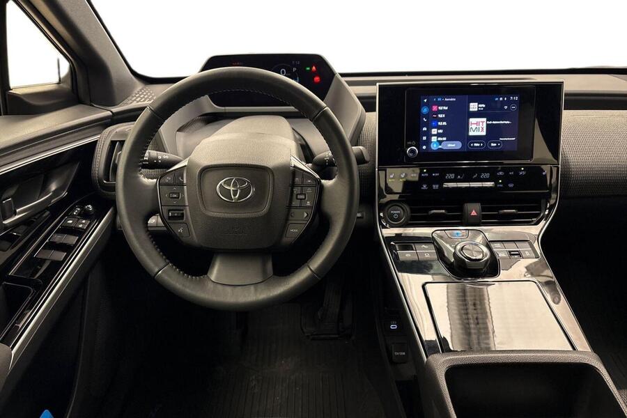 Toyota bZ4X vaihtoauto