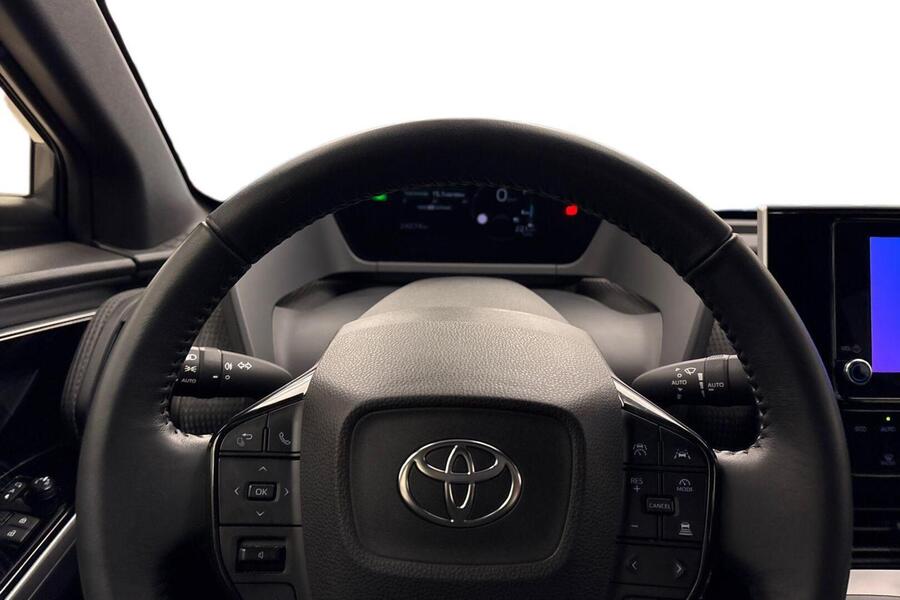 Toyota bZ4X vaihtoauto