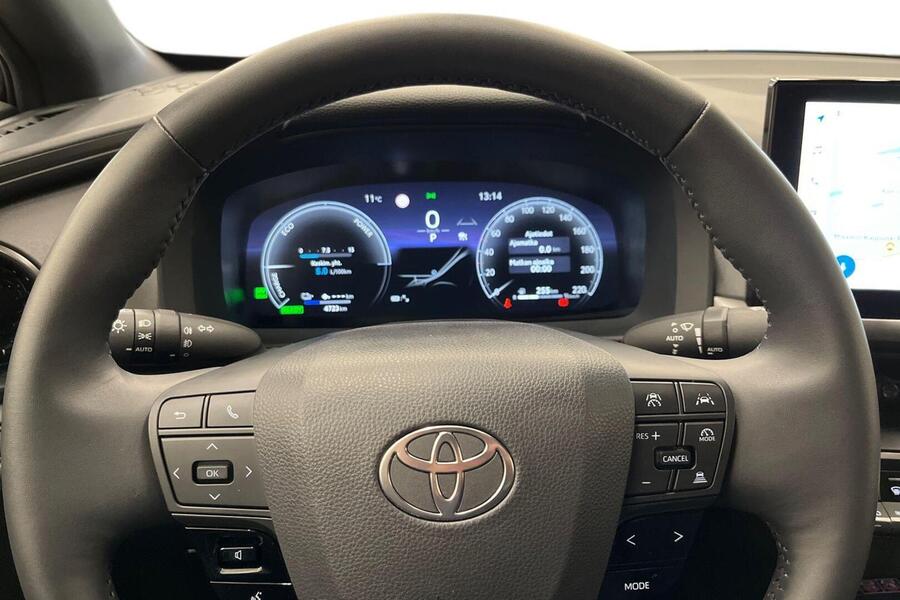 Toyota C-HR vaihtoauto