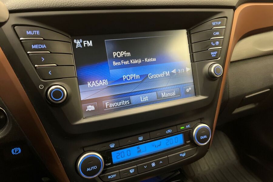 Toyota Avensis vaihtoauto