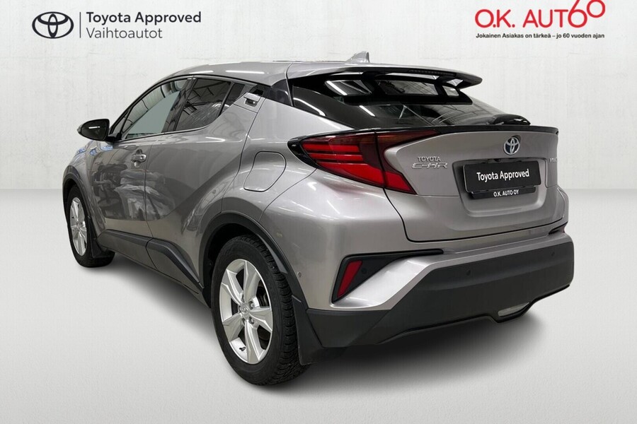 Toyota C-HR vaihtoauto