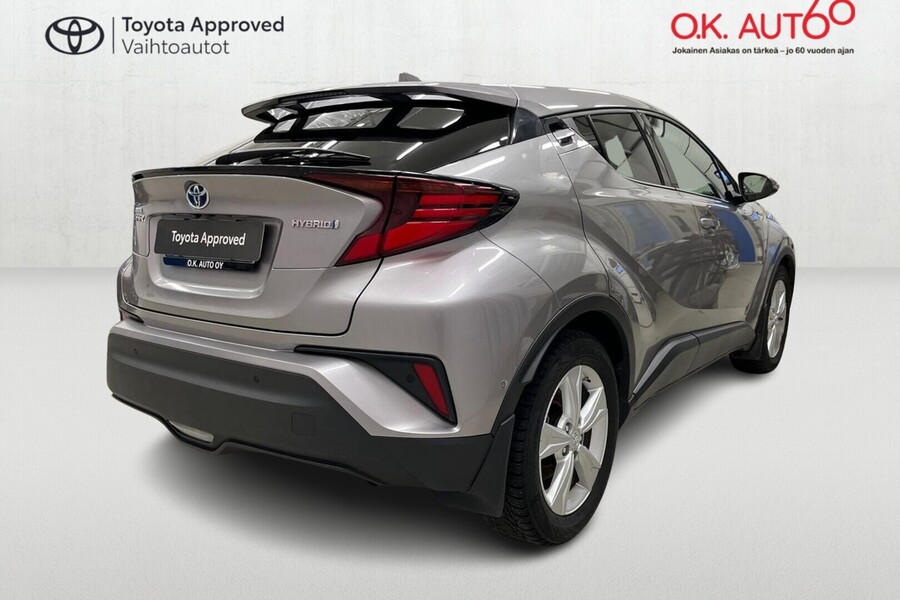 Toyota C-HR vaihtoauto