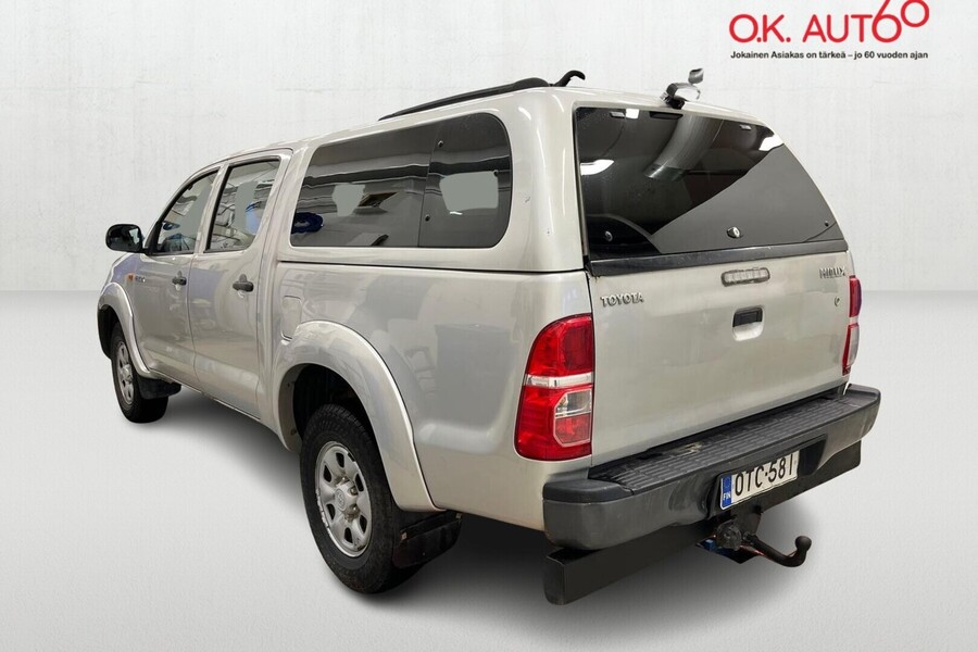 Toyota Hilux vaihtoauto