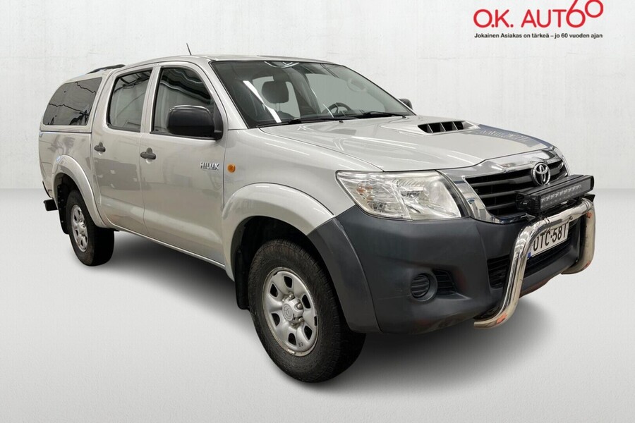 Toyota Hilux vaihtoauto