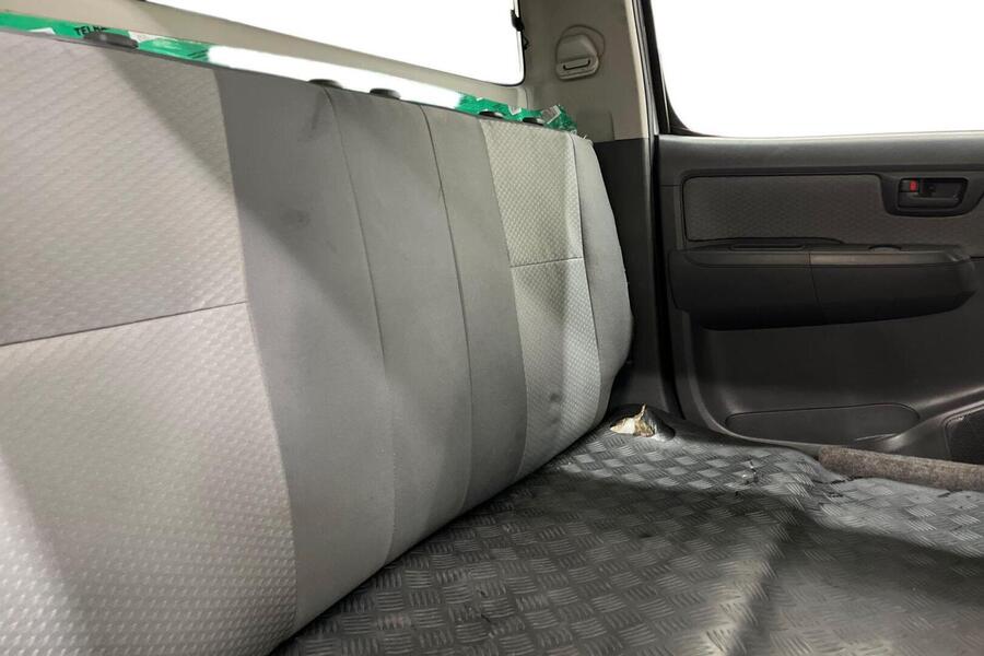 Toyota Hilux vaihtoauto